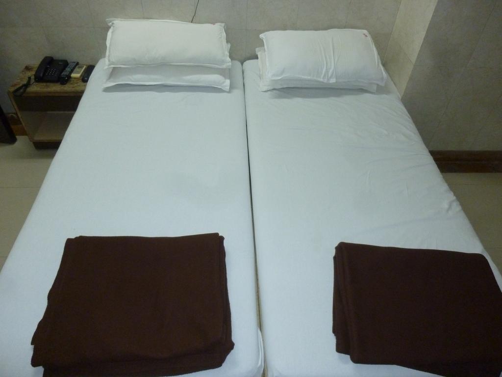 Basera Hotel - Mumbai — Photos 2